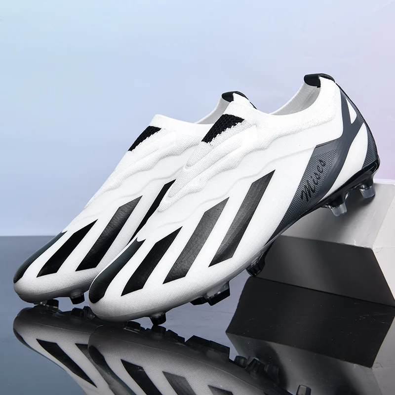 Nuevos botas de fútbol al aire - Outdoor Sport Court reseña y precio